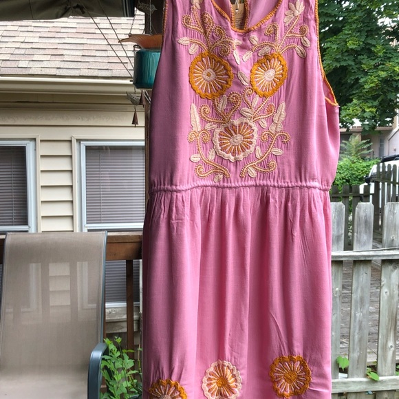 Handmade in Mexico embroidered dress - label is Yibel. L-XL (embedded waist tie) - Picture 3 of 6